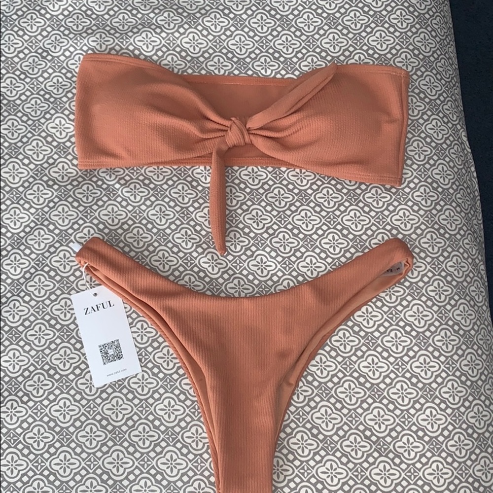 Zaful Rust Tie Front Cheeky Bikini